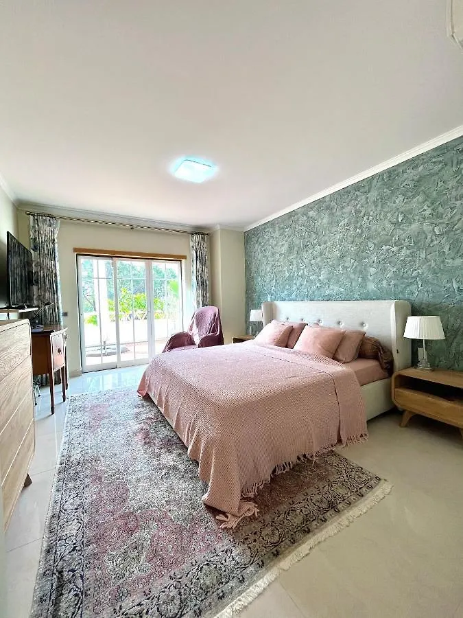 Paradise On The Beach Albufeira Holiday home